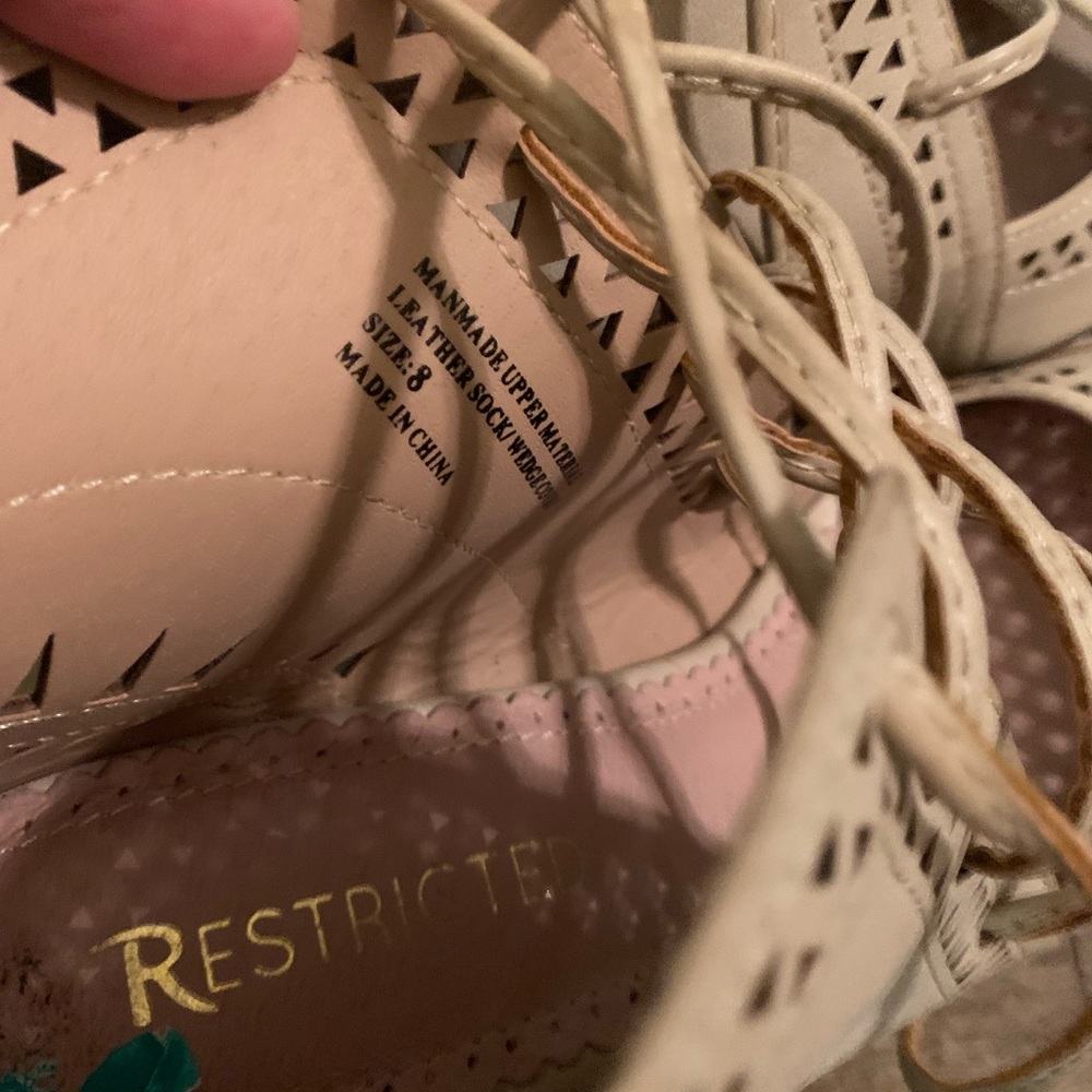 Wedge - Picture 3 of 3